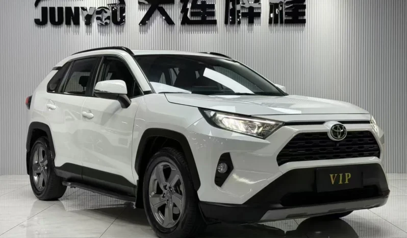 
								Toyota RAV4, 2021 full									
