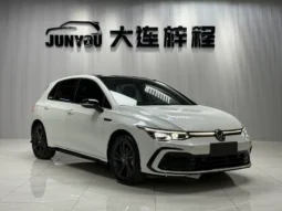 
										Volkswagen Golf, 2021 full									