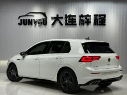 
										Volkswagen Golf, 2021 full									
