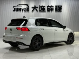 
										Volkswagen Golf, 2021 full									