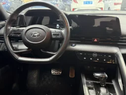 
										Hyundai Elantra, 2021 full									