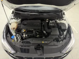 
										Hyundai Elantra, 2021 full									
