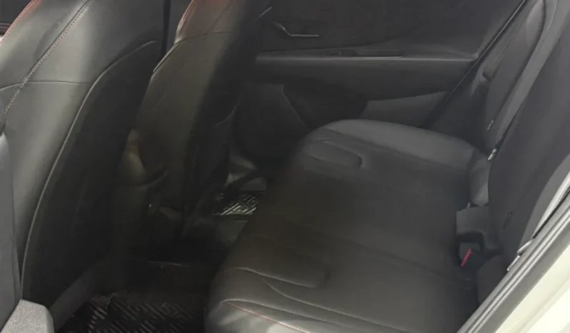 
								Hyundai Elantra, 2021 full									