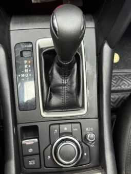 
										Mazda CX-4, 2020 full									