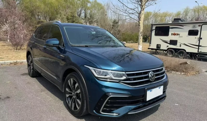 
								Volkswagen Tiguan L, 2021 full									