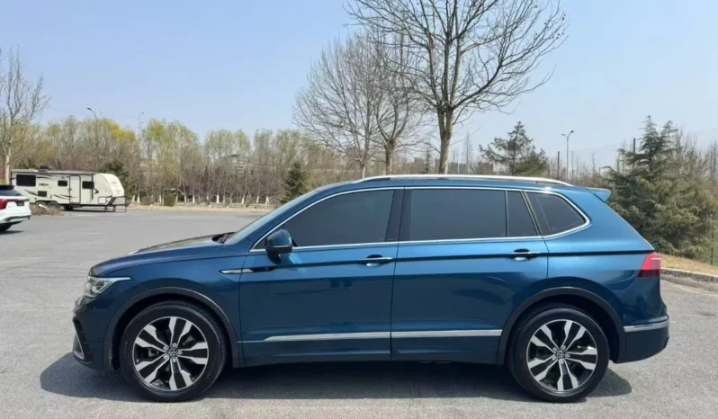 
								Volkswagen Tiguan L, 2021 full									