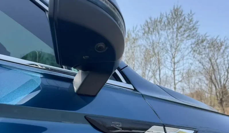 
								Volkswagen Tiguan L, 2021 full									