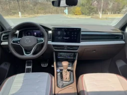 
										Volkswagen Tiguan L, 2021 full									