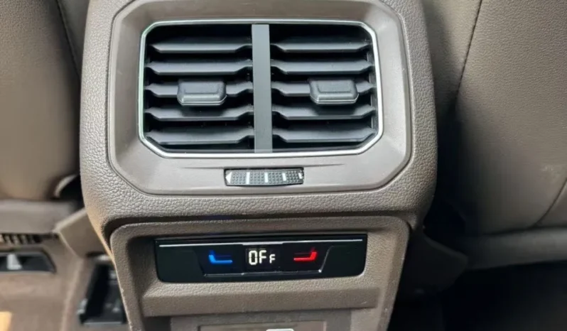 
								Volkswagen Tiguan L, 2021 full									
