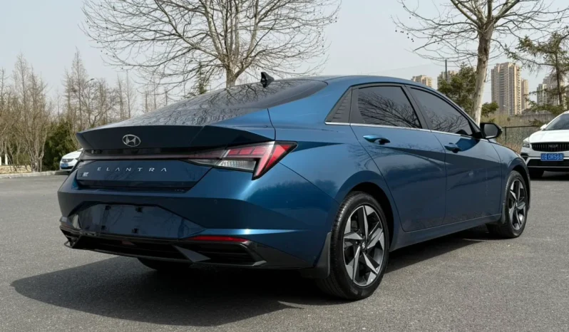 
								Hyundai  Elantra, 2021 full									