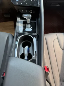 
										Hyundai  Elantra, 2021 full									
