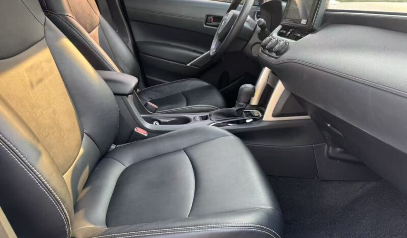 
								Toyota Corolla Cross, 2022 full									