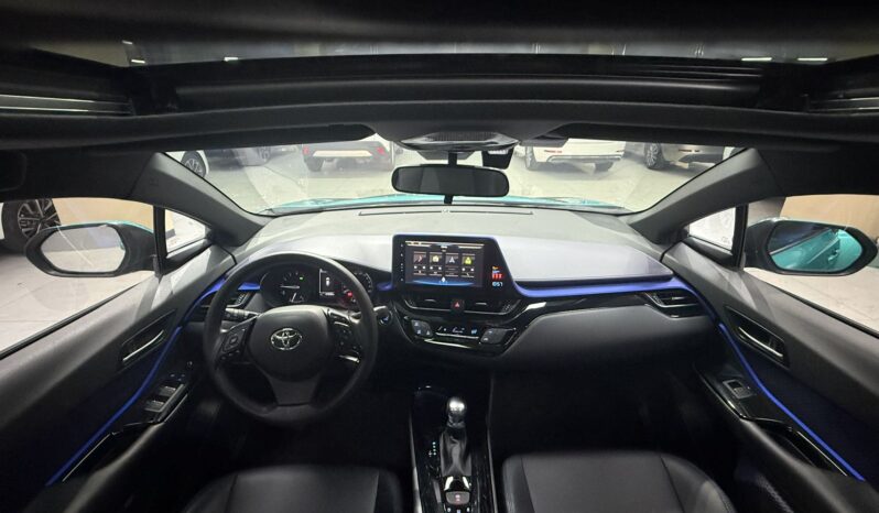 
								Toyota CHR, 2021 full									