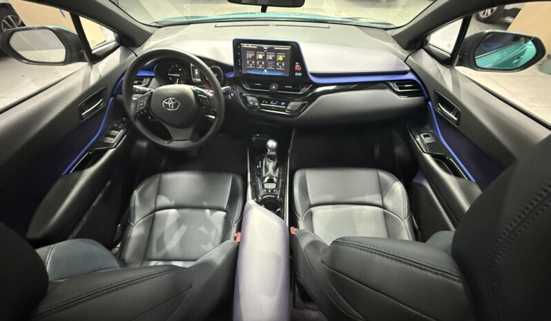 
								Toyota CHR, 2021 full									