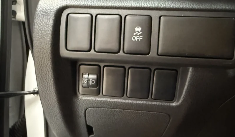 
								Mitsubishi Eclipse Cross, 2020.11 full									