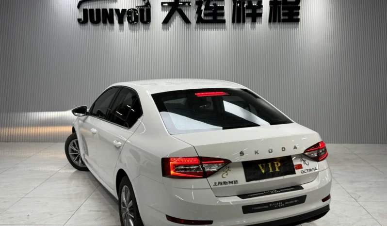 
								Skoda Octavia 2021.09 full									