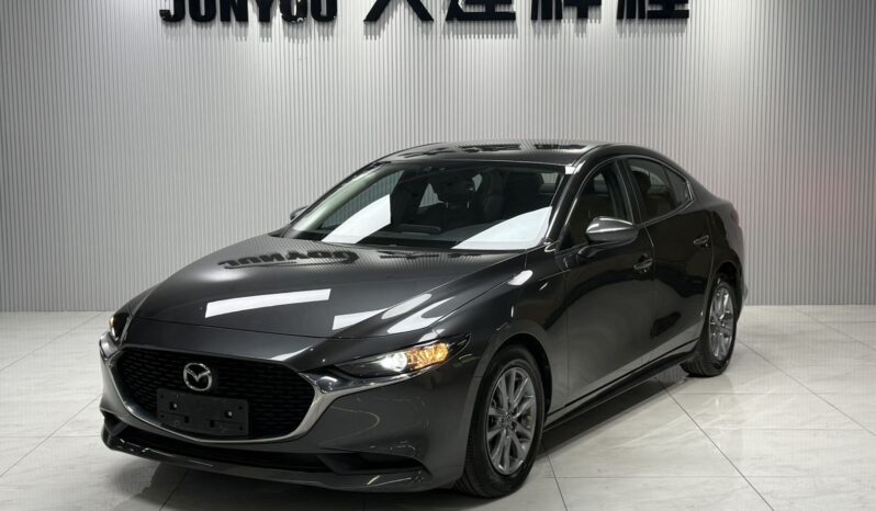 
								Mazda3 Axela 2021.10 full									