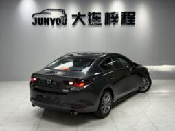 
										Mazda3 Axela 2021.10 full									