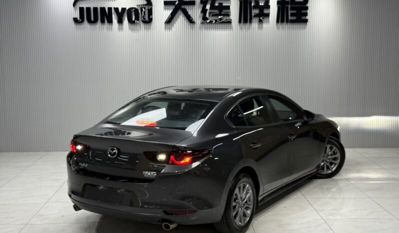 
								Mazda3 Axela 2021.10 full									