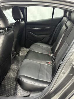 
										Mazda3 Axela 2021.10 full									
