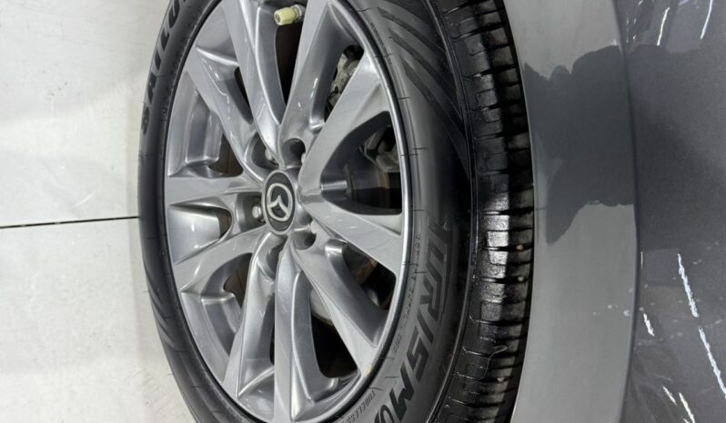 
								Mazda3 Axela 2021.10 full									